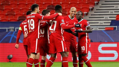 بالأسماء..ليفربول يطيح بـ 4 لاعبين في الصيف