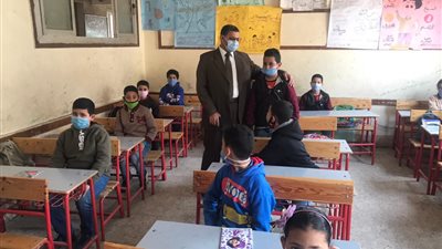 تسليم الكتب وحملات امنية أمام المدارس لمنع التحرش.. تعرف على استعدادات القليوبية للنصف الدراسي الثاني 