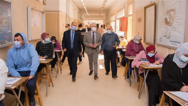 ؤئيس جامعة طنطا