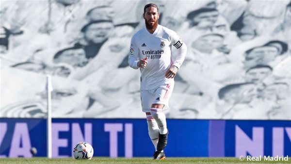 مدافع فريق ريال مدريد،