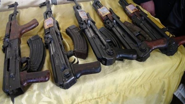 أسلحة نارية 