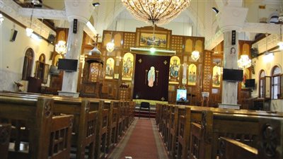 بعد قرار الغلق بسبب كورونا.. فتح 3 كنائس في سوهاج لتأدية صلوات قداس عيد القيامة المجيد