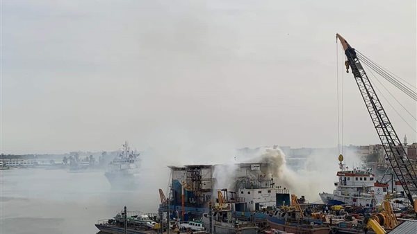 جانب من الحريق