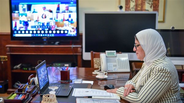 هالة زايد وزيرة الصحة