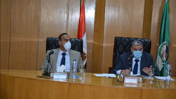 اجتماع محافظ المنيا