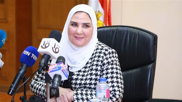 نيفين القباج وزيرة