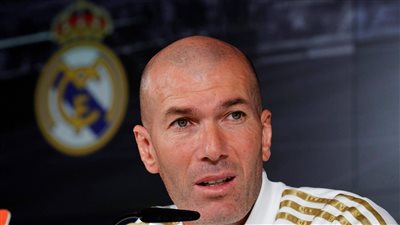 زيدان يعلن قائمة ريال مدريد لمواجهة أتالانتا في دوري الأبطال
