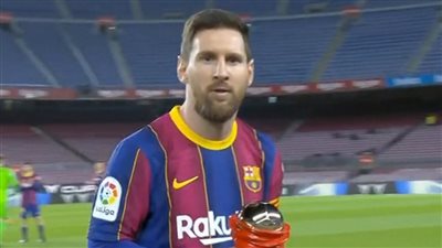 ميسي يحصد جائزة لاعب الشهر في الدوري الإسباني