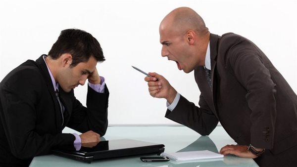 صفات المدير السيء..