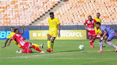 كاف يسمح بحضور 10 آلاف مشجع في مباراة سيمبا التنزاني وفيتا كلوب بدوري الأبطال