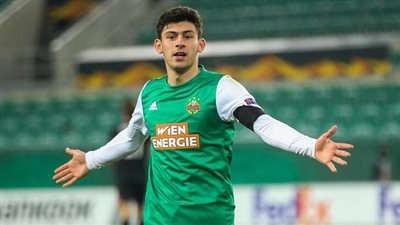 لابورتا يسعي للتعاقد مع 