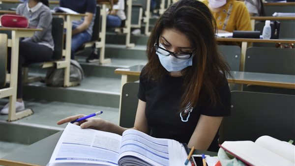 امتحانات الجامعات