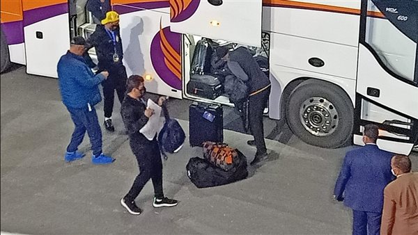 وصول اللاعبين