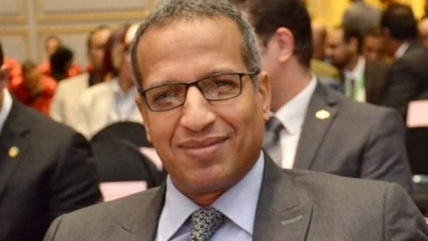  الدكتور بدوي شحات