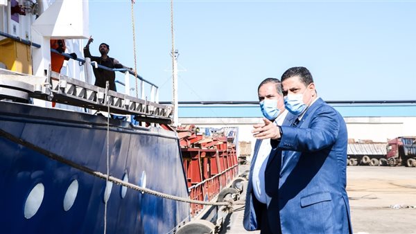 ميناء دمياط