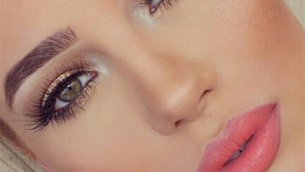 كيفية وضع مكياج رقيق