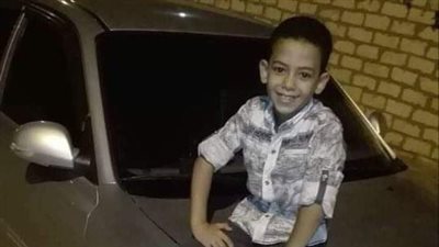 بدون شبهة جنائية.. تشييع جثمان الطفل المنتحر بالإسماعيلية إلى مثواه الأخير