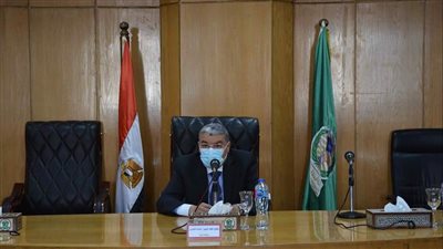 الأكسجين متوافر.. محافظ المنيا: متابعة ميدانية للمستشفيات لمواجهة كورونا