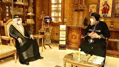 السفير الإماراتي يلتقي البابا تواضروس (صور)