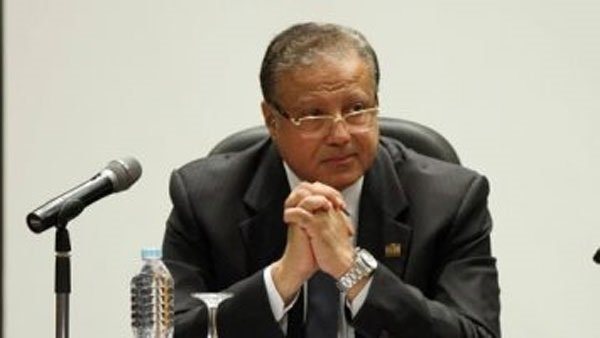 الدكتور هشام عزمي