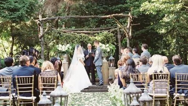 حفل زفاف صغير (أرشيفية)