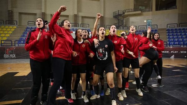 سيدات يد الأهلي تتوج