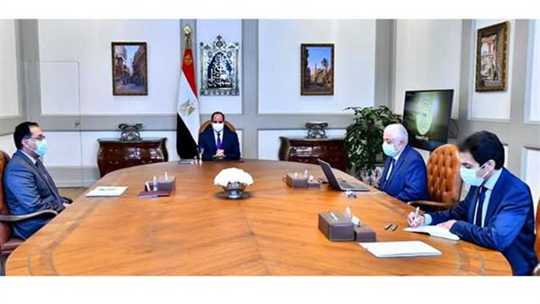 الرئيس السيسي ووزير