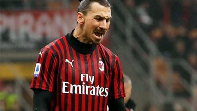 عودة إبراهيموفيتش.. تعرف على قائمة ميلان لمواجهة مانشستر يونايتد