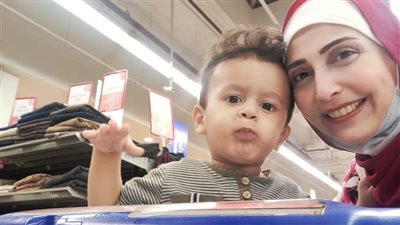 بالتزامن مع عيد الأم .. كيف أثر الاحتضان في حياة 