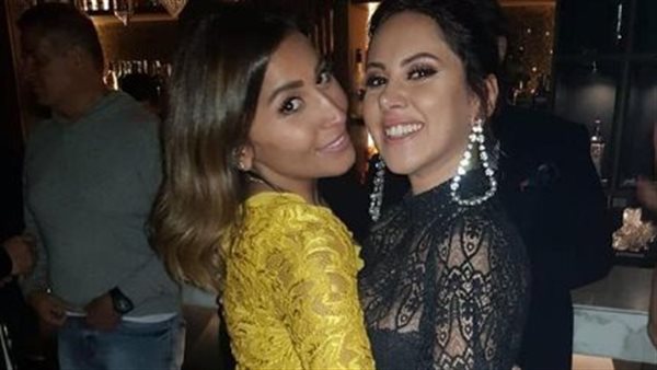 دينا الشربيني وياسمين