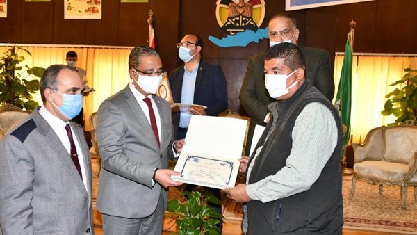 محافظ الفيوم