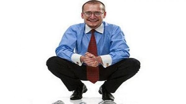  فوائد الجلوس بوضعية