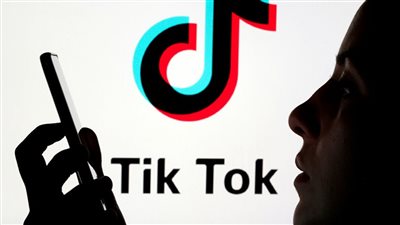 TikTok ينشئ مجموعات خاصة للدردشة لمنافسة فيس بوك