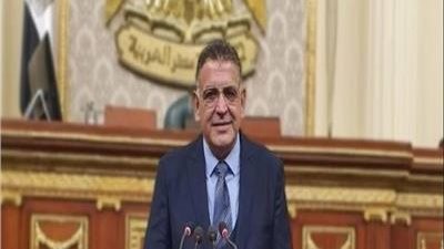 برلماني يتدخل لحل أزمة حاجزي مشروعات سكنية متوقفة منذ 2008 في الإسماعيلية 