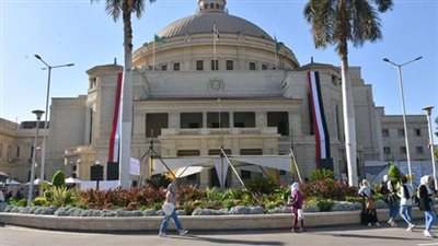 الجامعات في أول أيام الدراسة.. غلق أماكن التجمعات والكمامة طوال اليوم الدراسي