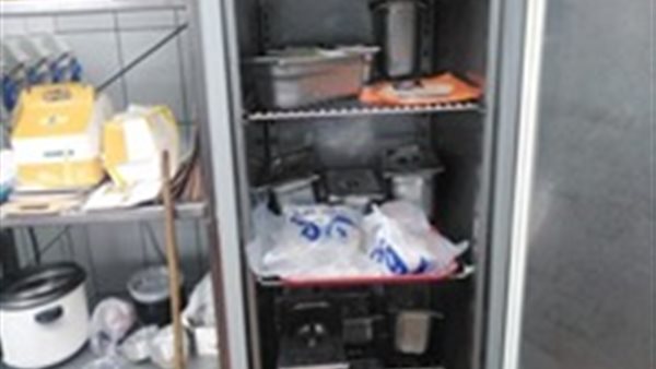 مواد غذائية مجهولة