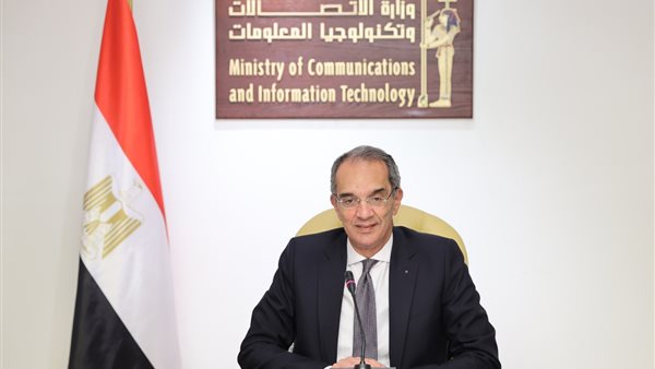 وزير الاتصالات