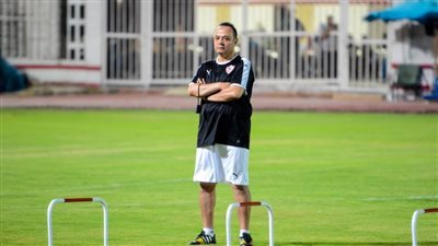 طارق يحيى: جون إدوارد مش هيقدر يسيطر على رموز الزمالك.. وعايز ناس أقل منه