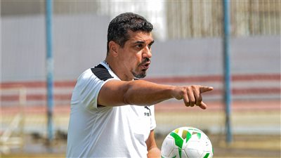 أوليفيرا يصل إلى القاهرة ويقود مران حراس الزمالك 