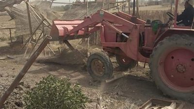 إزالة 6 حالات تعدٍ على الأراضي الزراعية وأملاك الدولة بالفيوم 