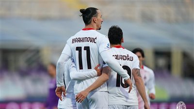 فوز نابولي وميلان.. تعرف على نتائج مباريات اليوم من الدوري الإيطالي