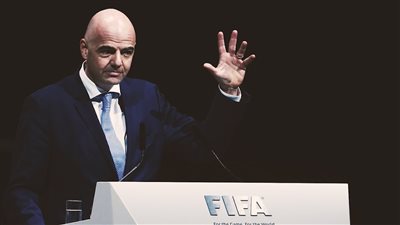 إينفانتينو يترشح لولاية جديدة في رئاسة فيفا.. واعتماد العربية لغة رسمية 