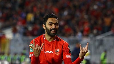 حسين الشحات يتمسك بالبقاء في الأهلي