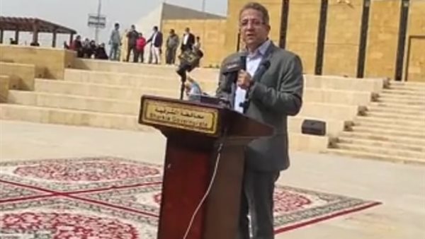 وزير السياحة والآثار