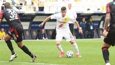 كريم حافظ: تلقيت عرضًا من نادٍ إسباني آخر يوم في الانتقالات الشتوية