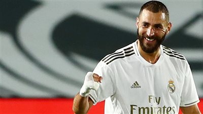 بنزيما لاعب الشهر في ريال مدريد (صورة) 