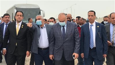 وفد من نقل البرلمان يتفقد تطوير الطرق بمدينة برج العرب الجديدة 