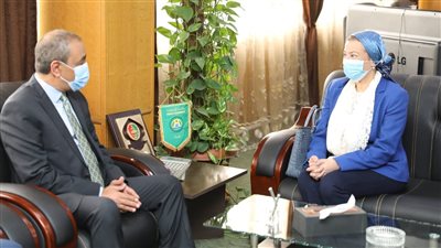 وزيرة البيئة تتابع آخر مستجدات منظومة المخلفات بالاسماعيلية.. وتناقش المخطط المحدث للمنظومة بالمحافظة
