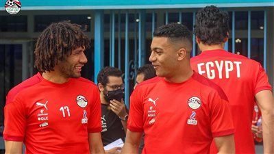 النني ينشر صورًا له رفقة لاعبي المنتخب من المران الصباحي اليوم ببتروسبورت