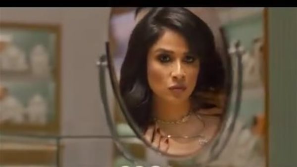 ياسمين عبد العزيز